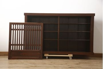 中古　美品　ニレ材　和の空間に取り入れたいシックな水屋箪笥サイドボード(キャビネット、食器棚、戸棚、収納棚)(R-063868)