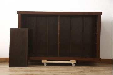 中古　美品　ニレ材　和の空間に取り入れたいシックな水屋箪笥サイドボード(キャビネット、食器棚、戸棚、収納棚)(R-063868)