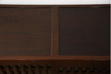 中古　美品　ニレ材　和の空間に取り入れたいシックな水屋箪笥サイドボード(キャビネット、食器棚、戸棚、収納棚)(R-063868)