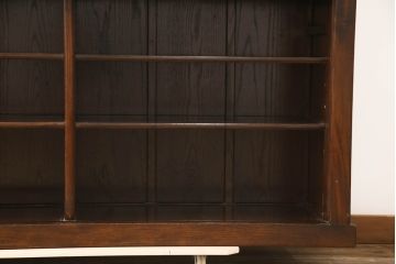 中古　美品　ニレ材　和の空間に取り入れたいシックな水屋箪笥サイドボード(キャビネット、食器棚、戸棚、収納棚)(R-063869)