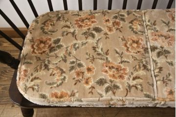 中古　美品　松本民芸家具　♯513型　クッション付き　クラシカルなデザインが美しいウィンザーチェア(ウィンザーベンチ、長椅子、3人掛けベンチ、ウインザーチェア)(R-063870)