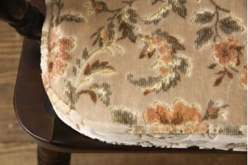 中古　美品　松本民芸家具　♯513型　クッション付き　クラシカルなデザインが美しいウィンザーチェア(ウィンザーベンチ、長椅子、3人掛けベンチ、ウインザーチェア)(R-063870)
