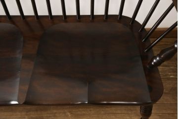 中古　美品　松本民芸家具　♯513型　クッション付き　クラシカルなデザインが美しいウィンザーチェア(ウィンザーベンチ、長椅子、3人掛けベンチ、ウインザーチェア)(R-063870)
