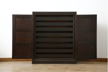 中古　松本民芸家具　台輪を付けてリメイクしました!取り入れやすいサイズが嬉しい衣装盆付き箪笥(和タンス、衣装箪笥、戸棚、収納棚、キャビネット、着物箪笥)(R-063872)