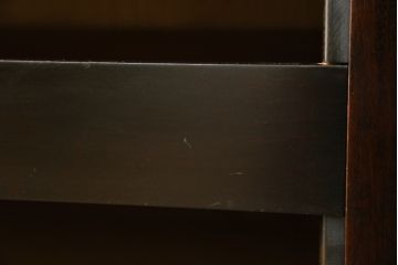 中古　松本民芸家具　台輪を付けてリメイクしました!取り入れやすいサイズが嬉しい衣装盆付き箪笥(和タンス、衣装箪笥、戸棚、収納棚、キャビネット、着物箪笥)(R-063872)