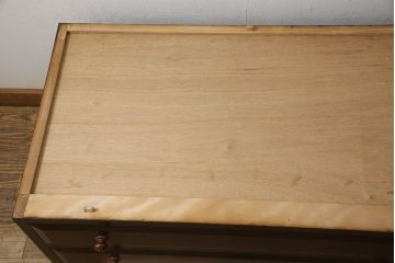 中古　松本民芸家具　天板リメイク　和・洋どちらにも取り入れやすい!シックな佇まいが魅力のローチェスト(ローボード、サイドチェスト、引き出し)(R-063873)
