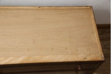 中古　松本民芸家具　天板リメイク　和・洋どちらにも取り入れやすい!シックな佇まいが魅力のローチェスト(ローボード、サイドチェスト、引き出し)(R-063873)
