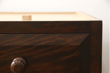 中古　松本民芸家具　天板リメイク　和・洋どちらにも取り入れやすい!シックな佇まいが魅力のローチェスト(ローボード、サイドチェスト、引き出し)(R-063873)