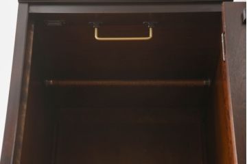 希少サイズ　中古　美品　北海道民芸家具　細身で取り入れやすい上品な幅狭ワードローブ(洋服タンス、収納棚、細身、ロッカータンス)(R-063875)