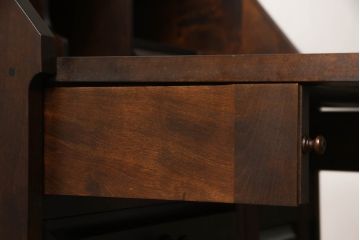 中古　北海道民芸家具　上質な作りが魅力のライティングビューロー(机、在宅ワーク用デスク、ワークデスク、引き出し)(定価約34万円)(R-063877)