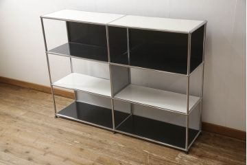 中古　USMハラー(USM Haller)　美しくシンプルなデザインが目を引く鉄製キャビネット(定価約21万円)(オープンラック、飾り棚)(R-063881)