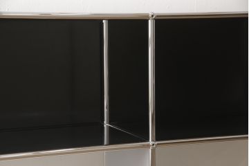 中古　USMハラー(USM Haller)　美しくシンプルなデザインが目を引く鉄製キャビネット(定価約21万円)(オープンラック、飾り棚)(R-063881)