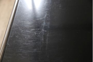 中古　USMハラー(USM Haller)　美しくシンプルなデザインが目を引く鉄製キャビネット(定価約21万円)(オープンラック、飾り棚)(R-063881)