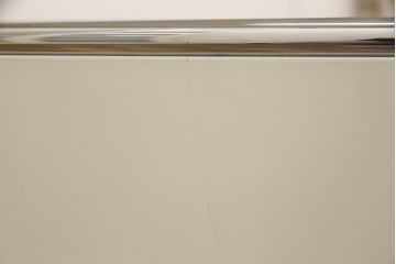 中古　USMハラー(USM Haller)　美しくシンプルなデザインが目を引く鉄製サイドボード(定価約10万円)(キャビネット、オープンラック、飾り棚)(R-063882)
