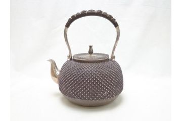 純銀製　玉露湯沸　銀瓶　茶道具(急須、煎茶道具、共箱付き、重量約1.18kg)(R-063905)
