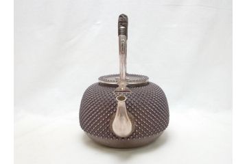 純銀製　玉露湯沸　銀瓶　茶道具(急須、煎茶道具、共箱付き、重量約1.18kg)(R-063905)