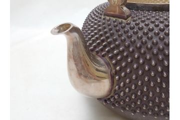 純銀製　玉露湯沸　銀瓶　茶道具(急須、煎茶道具、共箱付き、重量約1.18kg)(R-063905)