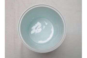 人間国宝　井上萬二作　白磁　彫文　水指(共箱付き、茶道具)(R-063927)