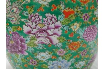 特大!　鮮やかな十錦手火鉢　蝶の図　花蝶文(鉢カバー、メダカ鉢、めだか)(R-063932)