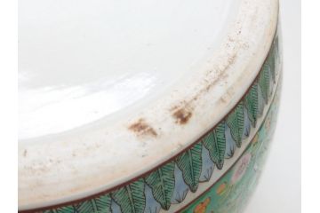 特大!　鮮やかな十錦手火鉢　蝶の図　花蝶文(鉢カバー、メダカ鉢、めだか)(R-063932)