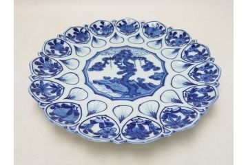 館林源右衛門　古代　染付　花形　約30cm　大皿(共箱付き、和食器、和皿、9.9寸、九寸九分)(R-063943)