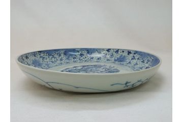 江戸期　大明成化年製　古伊万里　染付　花唐草　松竹梅文　1.2尺　約31cm　大皿(和皿、和食器、一尺二寸)(R-063944)