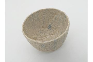 人間国宝　松井康成　練上嘯裂酒呑(猪口、ぐい呑み、和食器、共箱付き)(R-063950)
