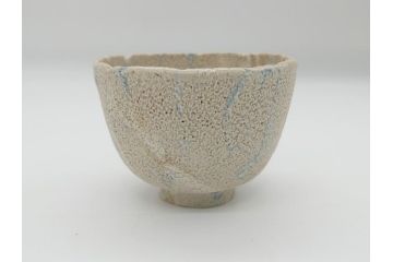 人間国宝　松井康成　練上嘯裂酒呑(猪口、ぐい呑み、和食器、共箱付き)(R-063950)