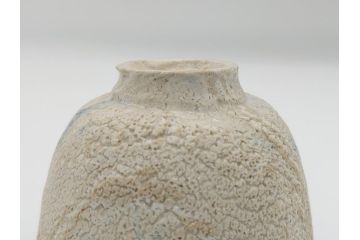 人間国宝　松井康成　練上嘯裂酒呑(猪口、ぐい呑み、和食器、共箱付き)(R-063950)