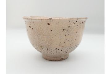 時代物　柿角印　作家物　高麗　玉子手　和の雰囲気を高めてくれる茶碗(抹茶碗、茶道具、茶器、和食器、共箱付き)(R-063953)
