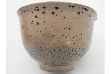 時代物　柿角印　作家物　高麗　玉子手　和の雰囲気を高めてくれる茶碗(抹茶碗、茶道具、茶器、和食器、共箱付き)(R-063953)