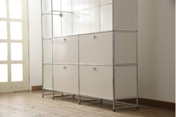 中古　USMハラー(USM Haller)　美しくシンプルなデザインが目を引く鉄製収納棚(定価約73万円)(戸棚、キャビネット、飾り棚)(R-063963)