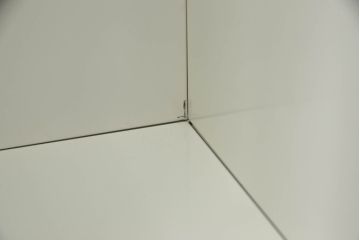 中古　USMハラー(USM Haller)　美しくシンプルなデザインが目を引く鉄製収納棚(定価約73万円)(戸棚、キャビネット、飾り棚)(R-063963)