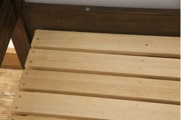 和製ビンテージ　軽井沢彫り　大輪の牡丹の彫刻に目を奪われるベッドフレーム(シングル、すのこ付き、ヴィンテージ)(R-063969)