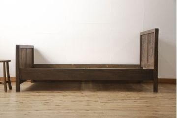 和製ビンテージ　軽井沢彫り　大輪の牡丹の彫刻に目を奪われるベッドフレーム(シングル、すのこ付き、ヴィンテージ)(R-063969)