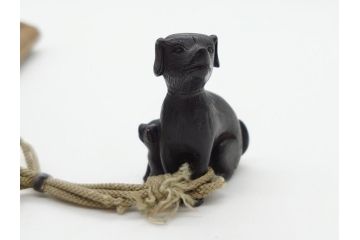 時代物　銀製　金象嵌?　龍キセル入れ　犬の親子木製根付　煙管&腰差し煙草入れ(提げ物、タバコ、たばこ入れ)(R-063978)