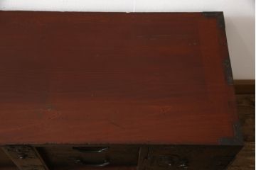 和製アンティーク　前面桐材　シックな色合いと品のある金具が魅力の重ね箪笥(整理箪笥、時代箪笥、衣装たんす、収納タンス、引き出し、閂、かんぬき)(R-063984)