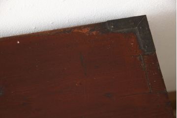 和製アンティーク　前面桐材　シックな色合いと品のある金具が魅力の箪笥サイドボード(サイドチェスト、引き出し、衣装箪笥、整理たんす、ローチェスト、時代箪笥)(R-063985)