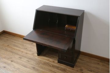 中古　北海道民芸家具　シックな片袖ライティングビューロー(ワークデスク、簿記机、机、在宅ワーク、在宅用)(定価約28万8千円)(R-063989)