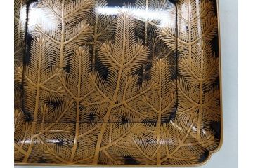 江戸〜明治　豪華! 大名物　金蒔絵　高盛蒔絵　黒漆塗り　梨地　銀松の実　上品な雰囲気と煌びやかなデザインが素敵な花見重(水筒、皿、器、野弁当箱、四段重箱)(R-064003)