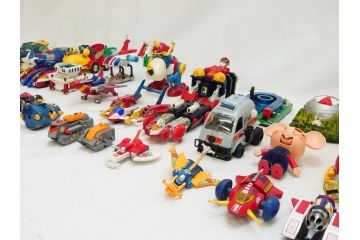 ポピー　ロボコン　ロボカー　ヘリキャプター　忍者　ヤッターマン　トッポジージョ　ロボットはっちゃん　マジンガーZ　超合金などの大量セット(ディスプレイ、おもちゃ、ロボット)(R-064004)