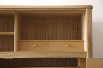 中古　最高級品　広島・府中家具　松創　木匠・多々納邦男　しっとりとした気品を漂わせる総桐箪笥(胴丸、桐たんす、和タンス、着物箪笥、引き出し、衣装箪笥)(定価約200万円)(R-064012)