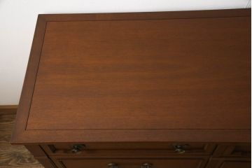 中古　DREXEL HERITAGE(ドレクセルヘリテイジ)　Triune(トライユン)　上品な佇まいが魅力のマホガニー材製サイドボード(サイドチェスト、引き出し)(定価約70万円)(R-064016)