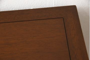中古　DREXEL HERITAGE(ドレクセルヘリテイジ)　Triune(トライユン)　上品な佇まいが魅力のマホガニー材製サイドボード(サイドチェスト、引き出し)(定価約70万円)(R-064016)