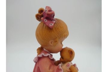 イタリア　ANRI(アンリ)　「Wake Up Kiss(約17.5cm)」 「Little　nanny(約16.5cm)」　「Bunny Hug(約18cm)」　SarahKay(サラ・ケイ)　木彫り人形3体(置物、ウッドドール)(R-064022)
