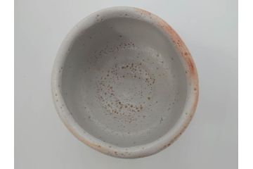 宮本武芳　深川庵　宮乃本窯　志野　茶碗(志埜、抹茶碗、茶道具、茶器、和食器、共箱付き)(R-064023)