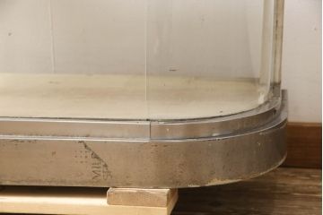 和製アンティーク　タイル貼りの土台付き　小振りなサイズが珍しいタバコ屋さんのガラスケース(ショーケース、陳列棚、店舗什器、たばこ、煙草)(R-064031)