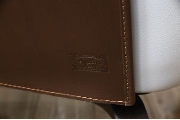 中古　美品　イタリア家具　Poltrona Frau(ポルトローナフラウ)　Mamy Blue(メイミーブルー)　品のある雰囲気を醸し出す1人掛けソファ(一人掛けソファ、アームチェア)(定価約92万円)(R-064035)