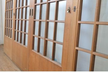 アンティーク建具　柾目の美しい升目格子戸4枚セット(ガラス戸、引き戸)(R-064043)