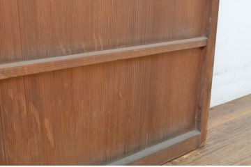 アンティーク建具　上部のデザインがアクセントになるドア1枚(扉、片開き板戸、木製扉)(R-064045)